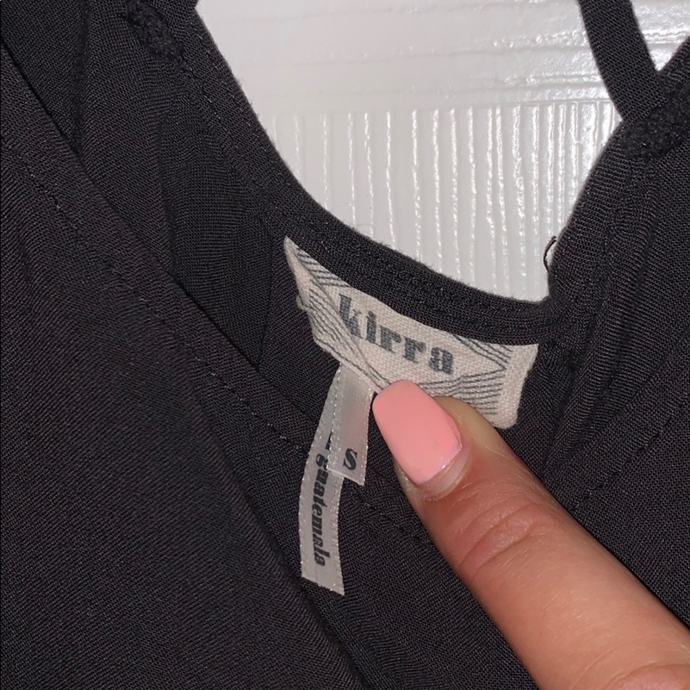 basic black tank - Picture 2 of 4